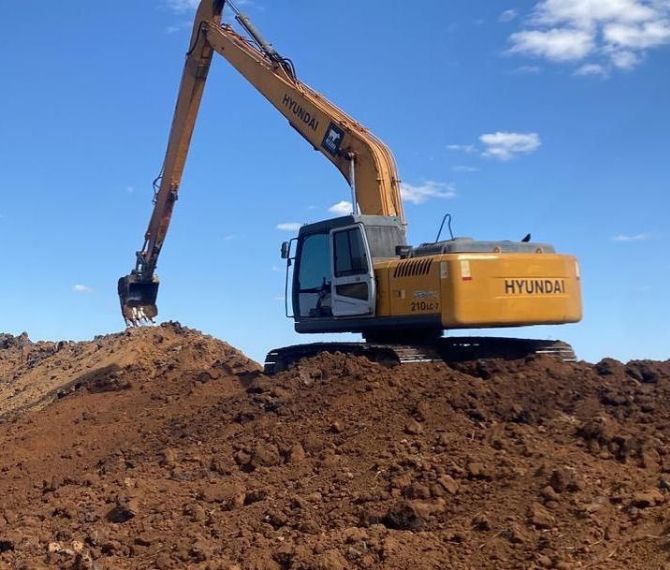 Aluguel de escavadeira - GNB Rental